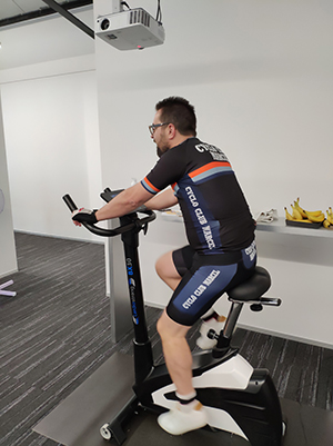 fietsende sapa medewerker