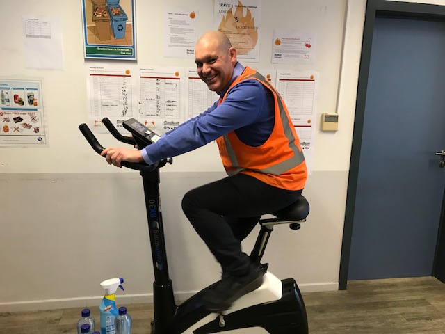 fietsende sapa medewerker